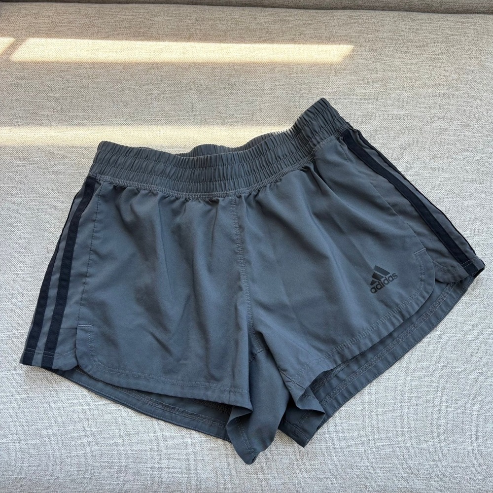 Adidas Running Shorts XS Gray Athletic Gym Y2K Activewear Workout Athleisure